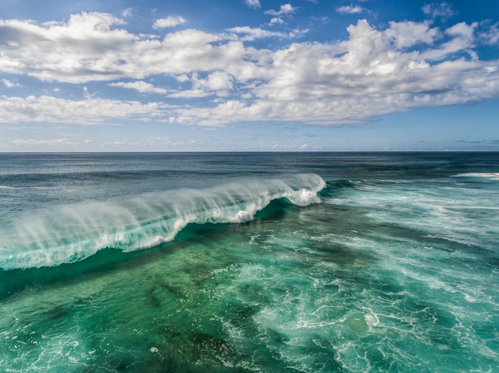 Rolling ocean waves